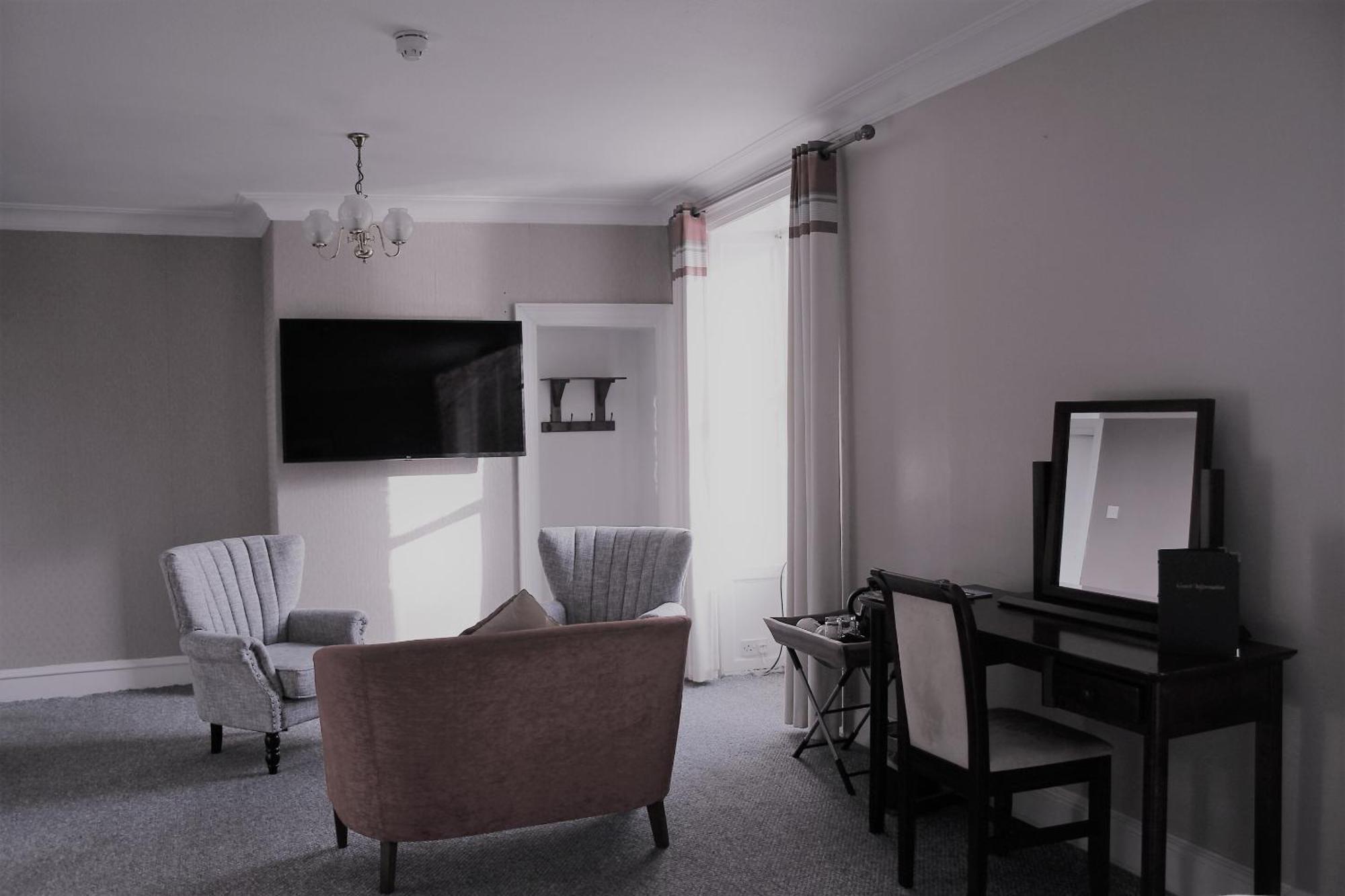 The Kirkcudbright Bay Hotel Екстер'єр фото
